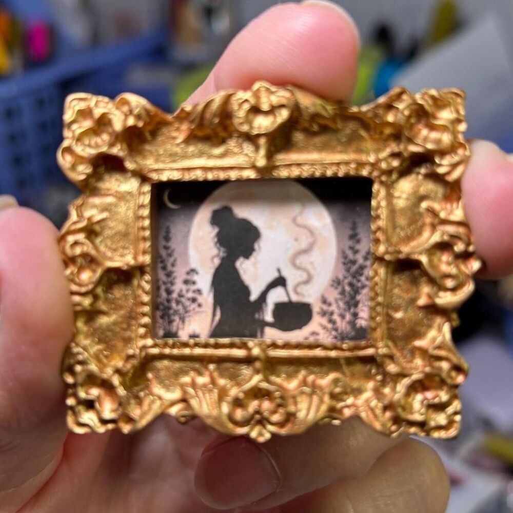 Silhouette Gold and Black Decor-home-accesories